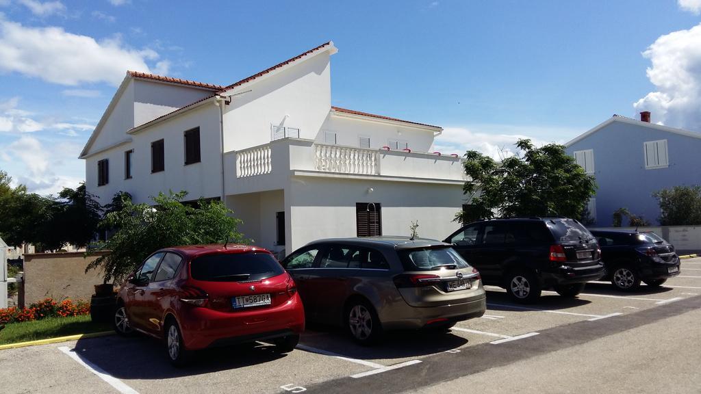 Apartments Marko فرسي المظهر الخارجي الصورة